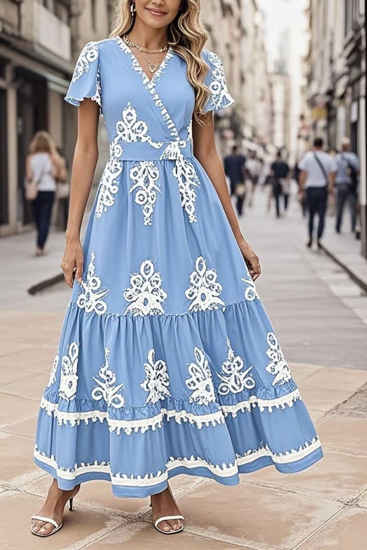 New V-neck Bohemian flowy bell sleeve layered print dress